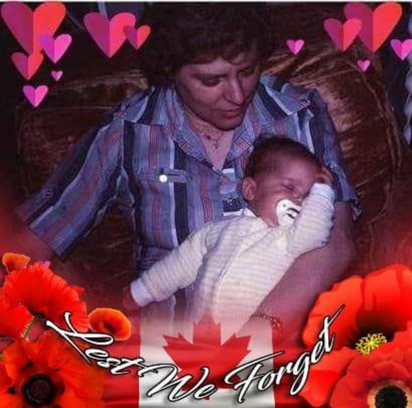 Meet your Posher, Julie - Picture 1 of 1